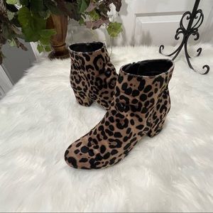 Cute Cheetah Print Ankle Boots - Size 7-1/2